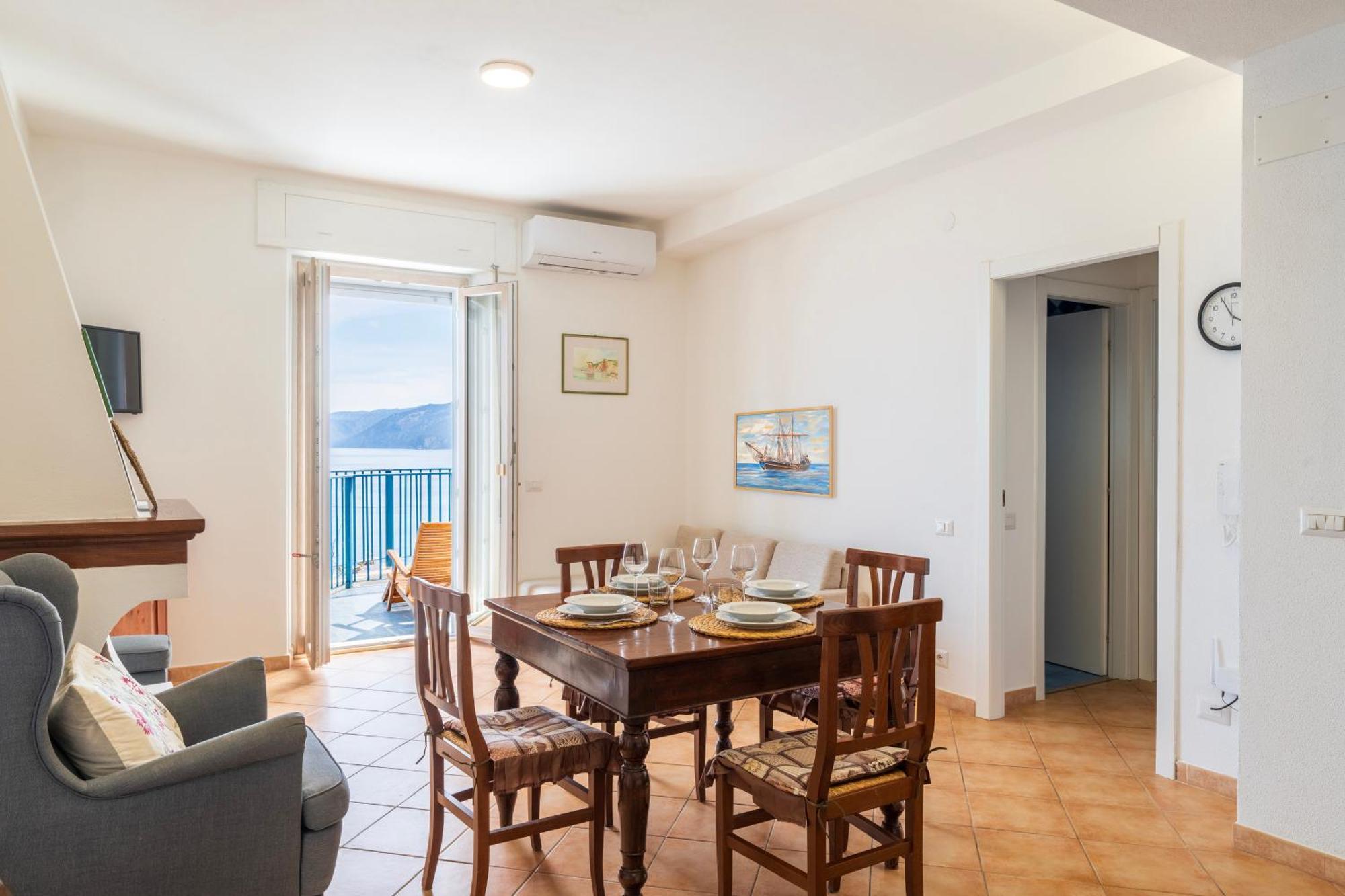 Апартаменты Seaview House Кала-Гононе Экстерьер фото