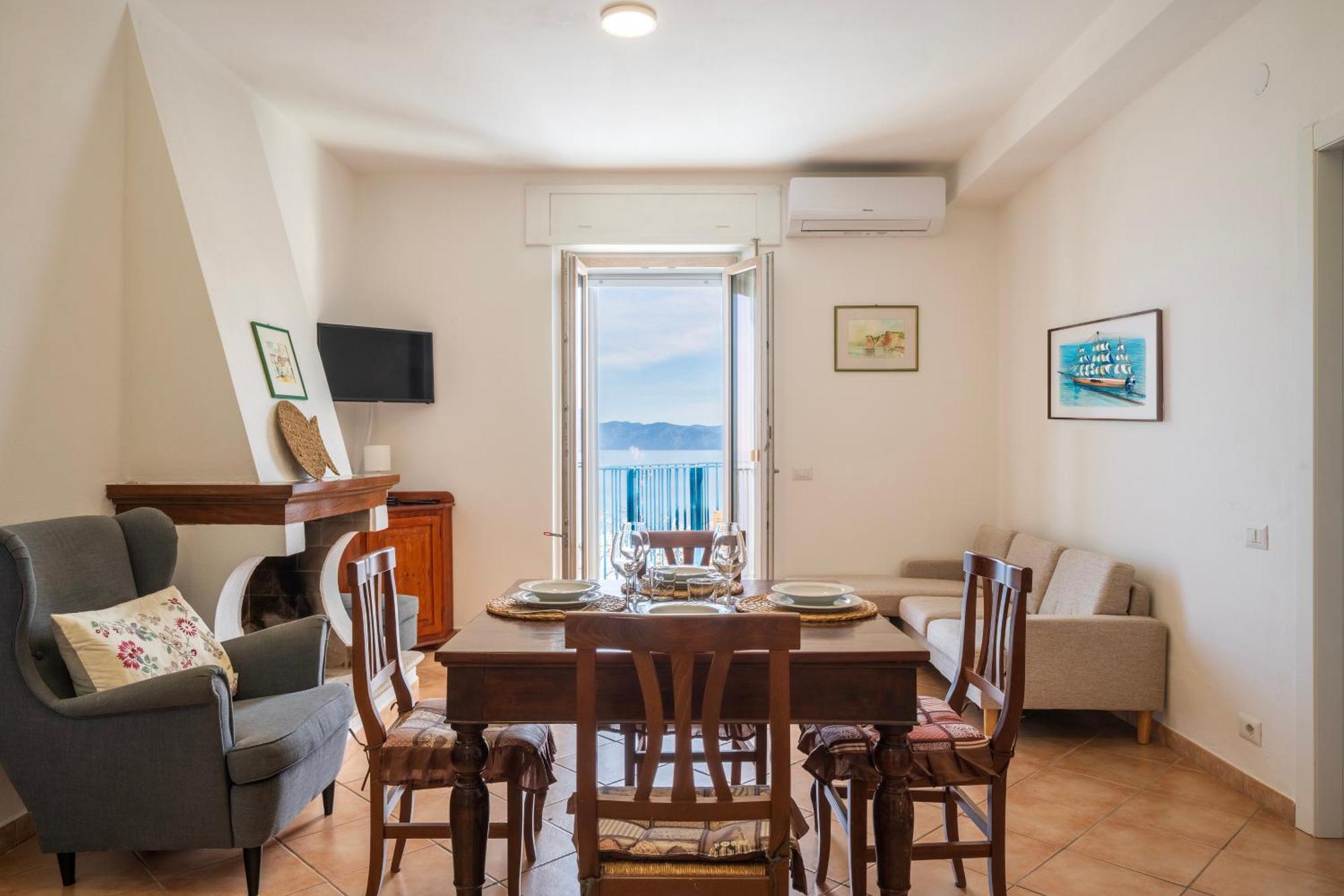 Апартаменты Seaview House Кала-Гононе Экстерьер фото